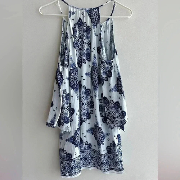 Forever 21 Contemporary Blue Floral Cold Shoulder Bell Sleeve Dress, Size XS - Picture 14 of 16